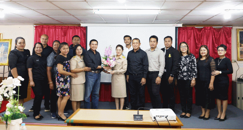 เทศบาลตำบลฉวาง ต้อนรับพนักงานเทศบาลโอนย้ายมาปฏิบัติงาน